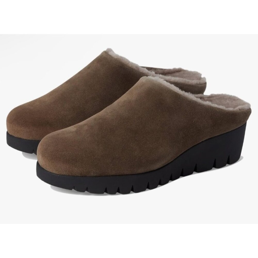 La Canadienne Toujours Stone Oiled Suede Size 7 -7.5 Mule Clog Shearling NWOB $3 - Picture 1 of 10